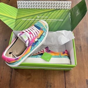 Cariuma Shoe Unisex OCA Low Surf Sunset Canvas Sneakers Hawaiian multiple sizes